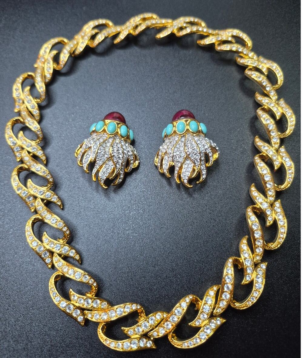 Elizabeth Taylor for Avon Eternal Flame Necklace & Earrings Set Vintage